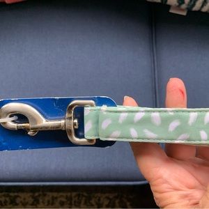 Youly dog leash, new with tags